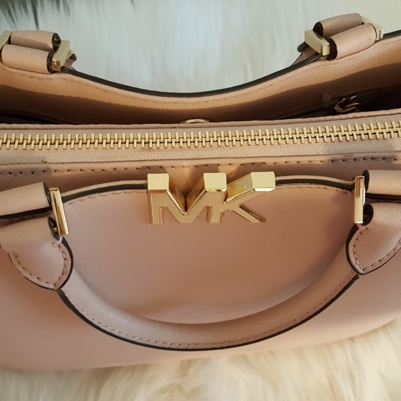 MK Michael Kors Florence Ballet Pink Medium Leather Satchel - Picture 3 of 15